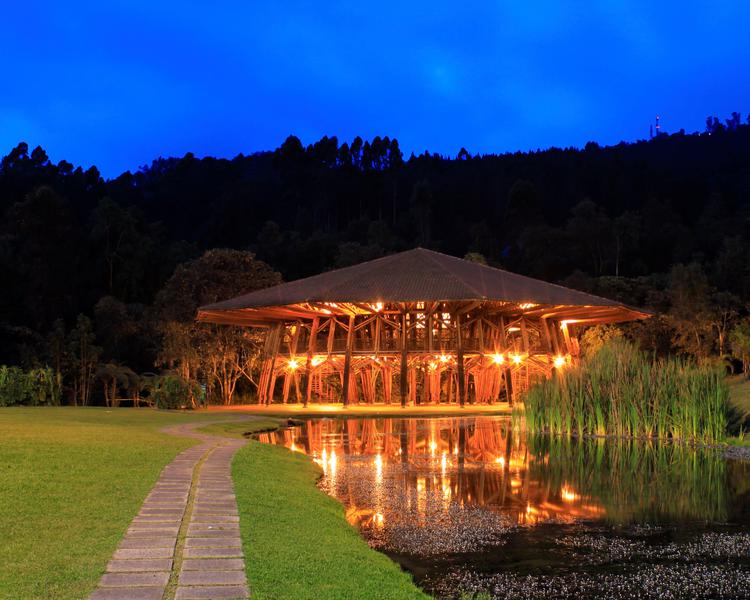 PABELLÓN EN GUADUA ESTELAR Recinto del Pensamiento Hotel & Centro de Convenciones Manizales